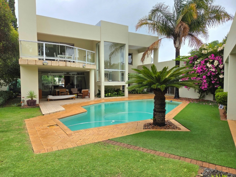 4 Bedroom Property for Sale in Heuwelsig Free State
